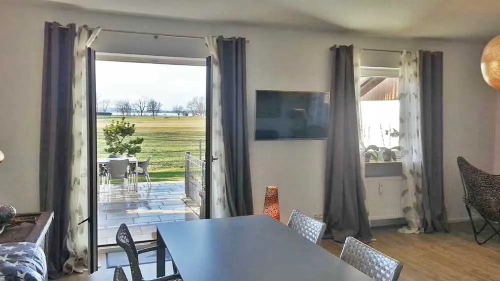 Wohnung mit Seeblick, 150 Meter zum Seeufer in Chieming